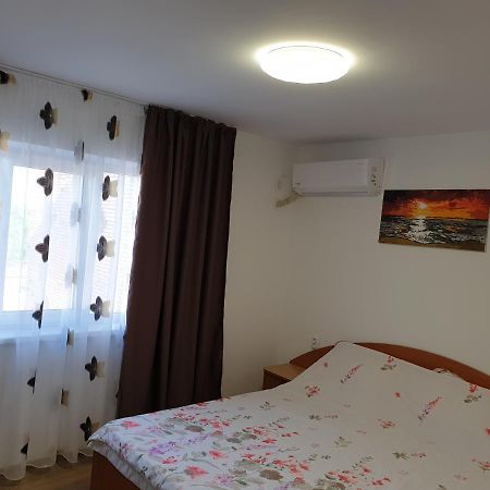 Apartament Diana Jurilovca Bagian luar foto