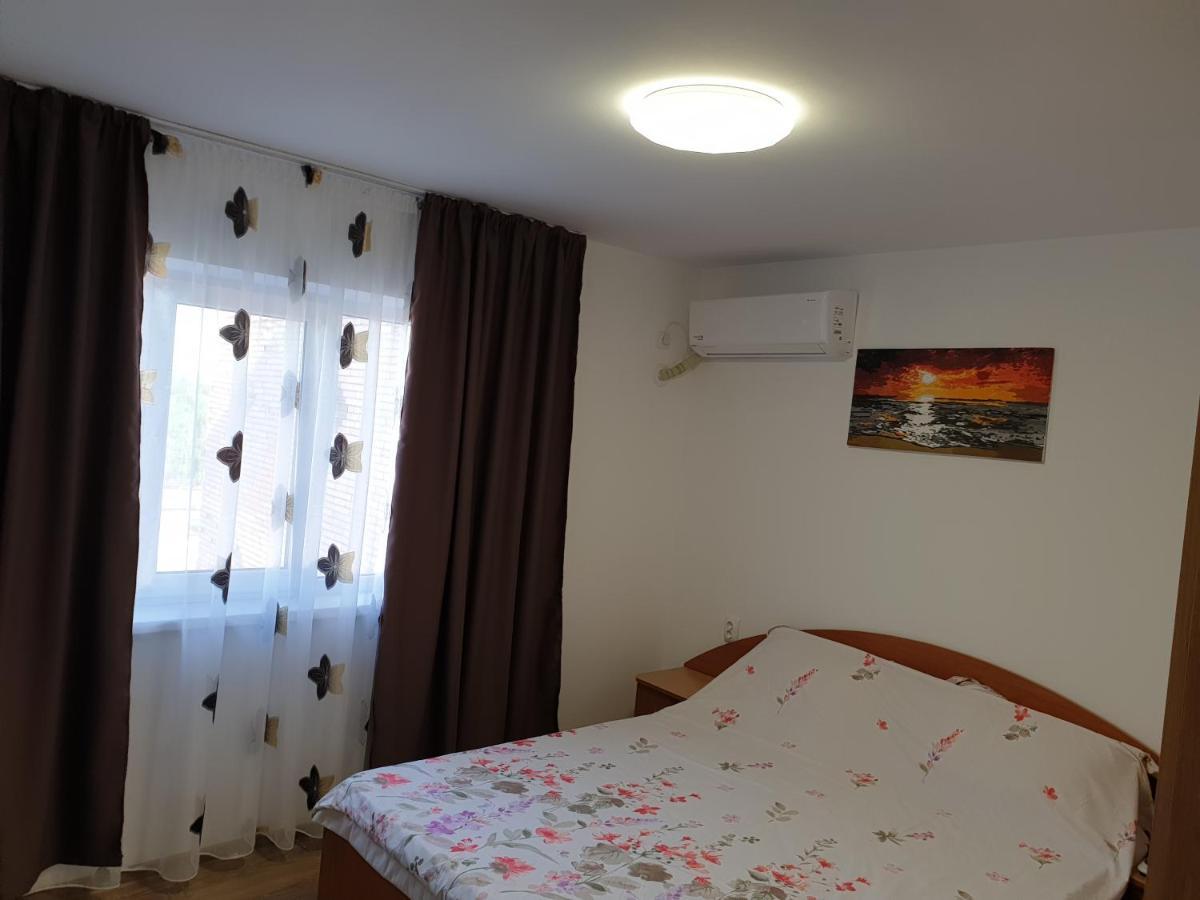 Apartament Diana Jurilovca Bagian luar foto
